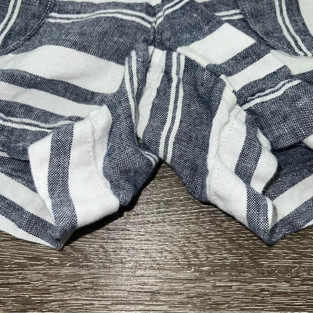 Athleta Dress Blue Bold Stripe Linen Shorts Size 4 - Picture 6 of 14